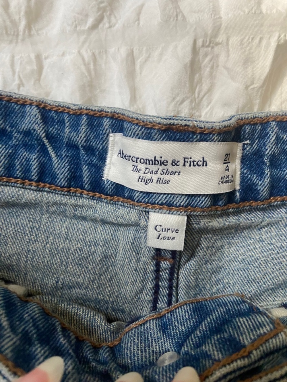 NWT Abercrombie "The Dad Short" High Rise Blue Denim Shorts - Size 27 Curve Love - Picture 5 of 8
